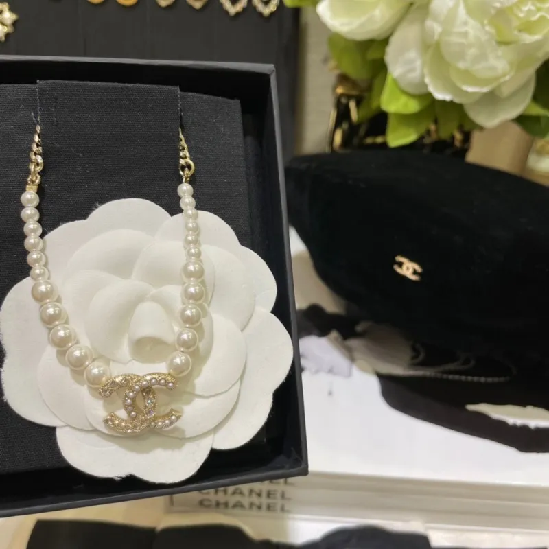 【Chanel】限定セール デザイン感 エレガント 高品質 ネックレス