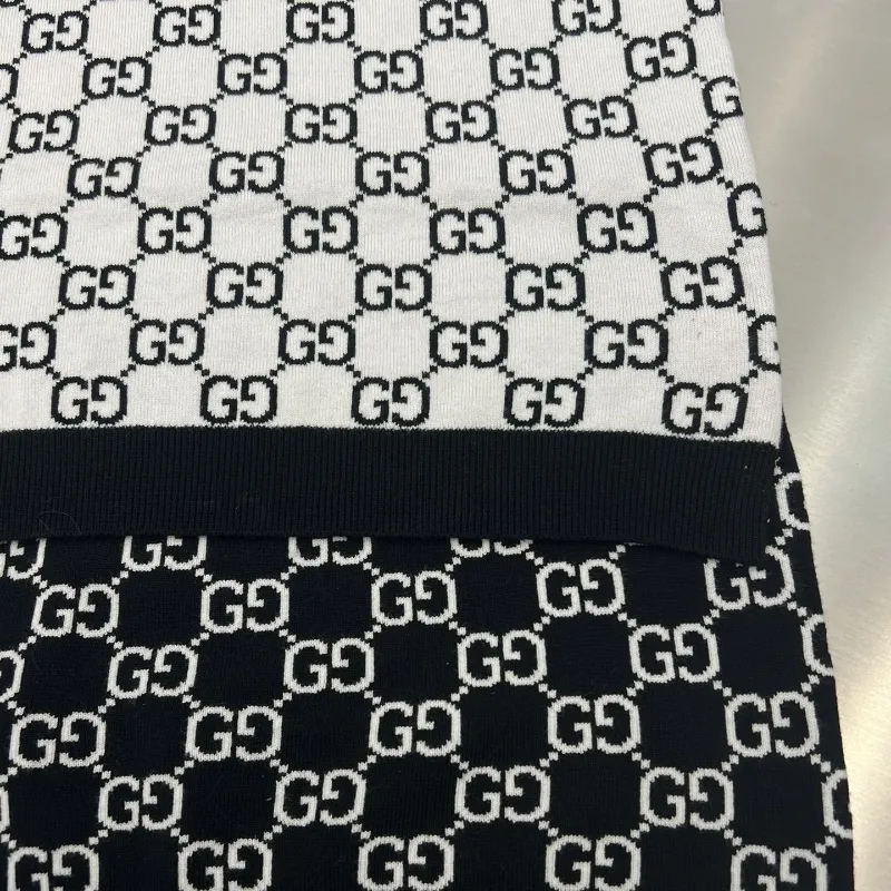 『フリーサイズ』今季も大流行 組み合わせやすい シンプル ラフ ワンピース