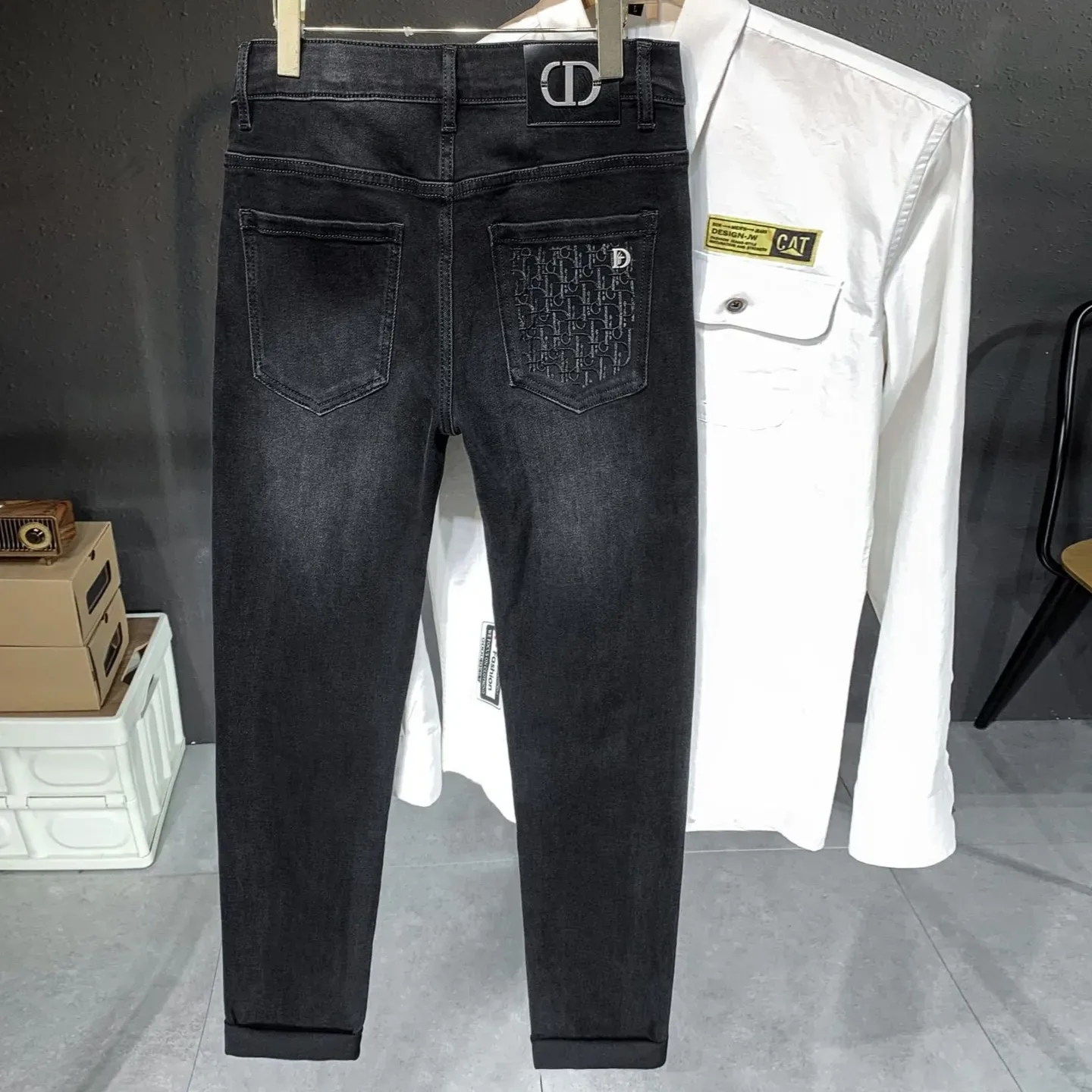 『XS-3XL』高品質 春秋 伸縮性 エンボス加工 ウォッシュ加工 メンズデニムパンツ