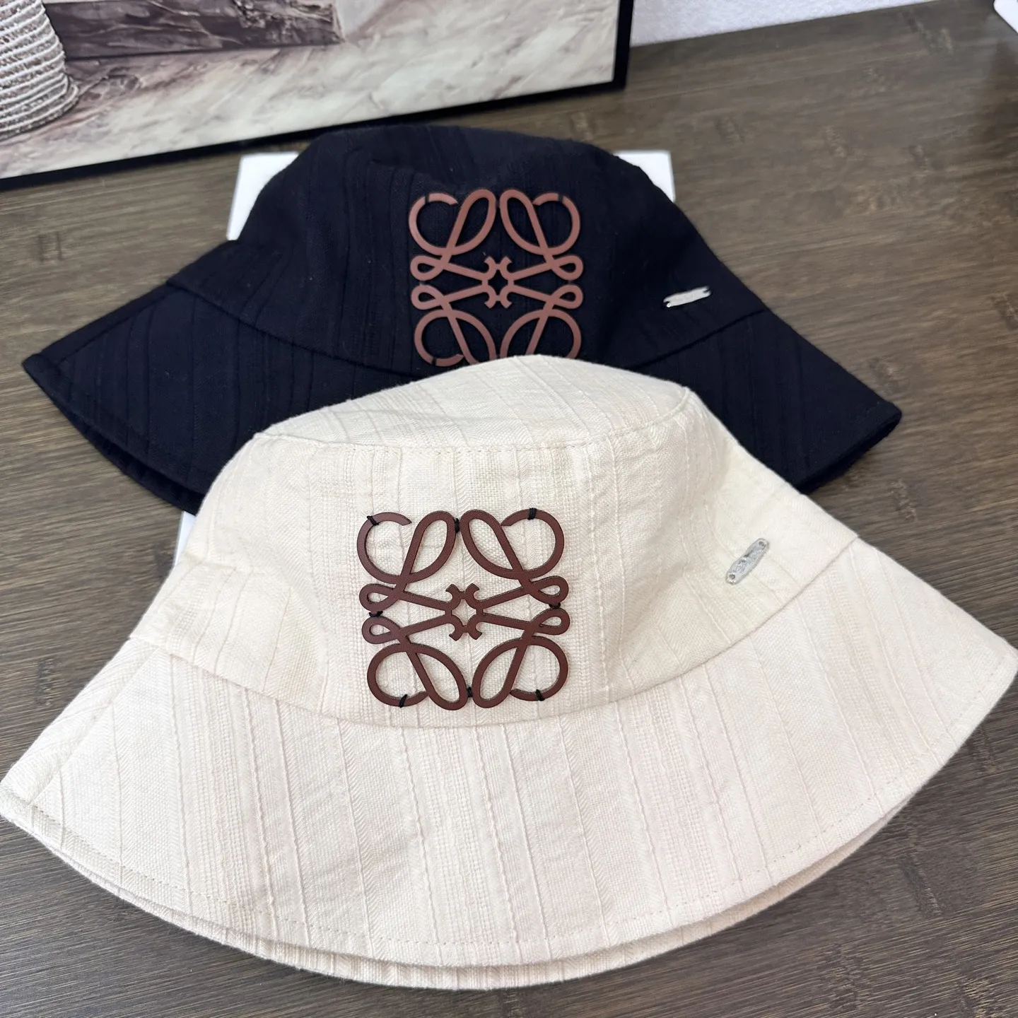 高級感 絶対流行 日常 お手頃価格 2色選べられ 刺繍 ハット
