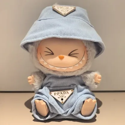 目立つ 質感のいい おしゃれ キュート 4点セット labubuぬいぐるみペンダント 服