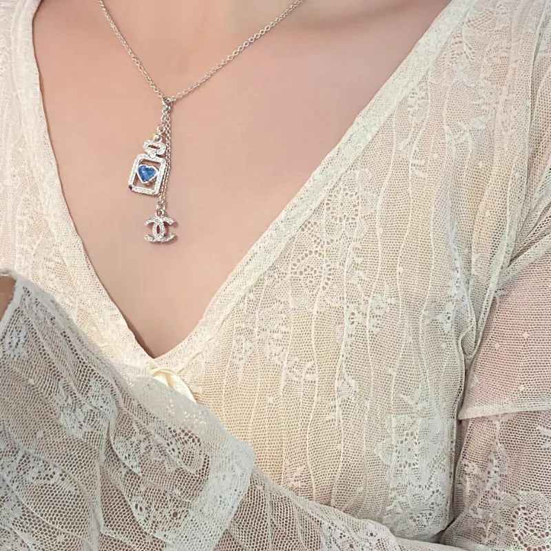 大注目 超人気商品 高級感 セレブリティ ファッション ハート ネックレス