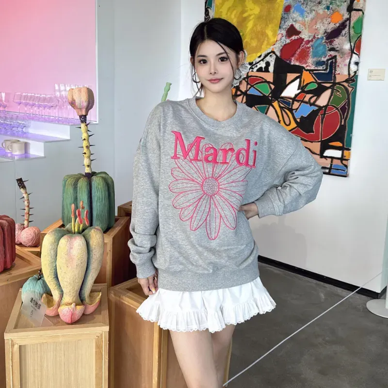 『S-3XL』人気爆発中 優しい雰囲気 着回し最強 スウィート おしゃれ 刺繍 パーカー