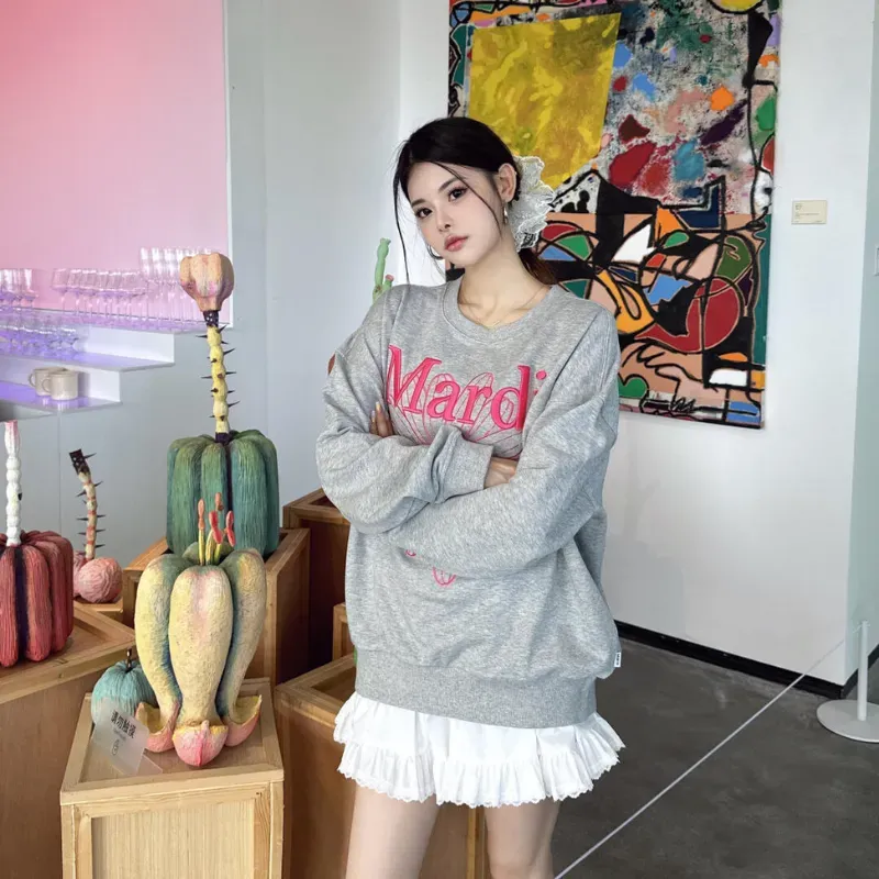 『S-3XL』人気爆発中 優しい雰囲気 着回し最強 スウィート おしゃれ 刺繍 パーカー