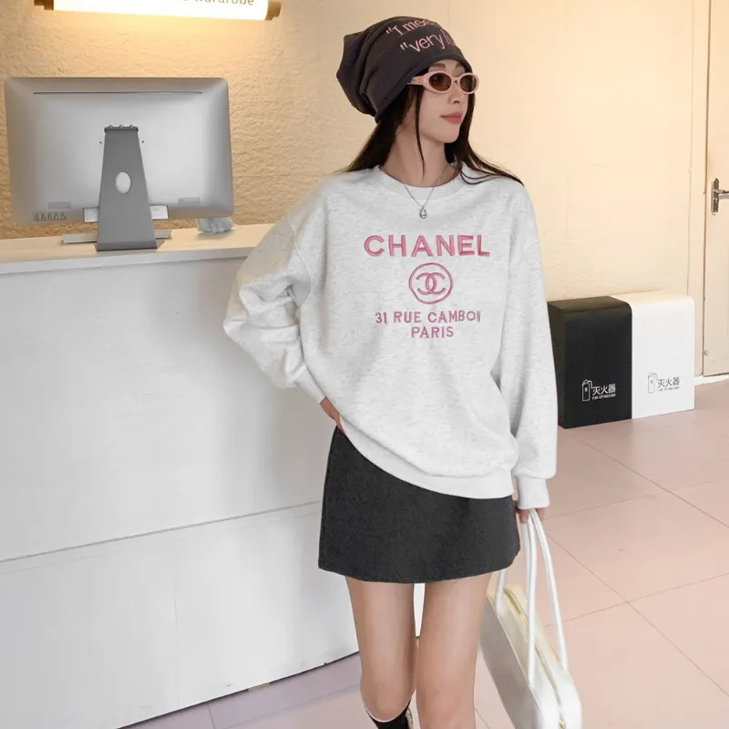 『M-5XL』今季も大流行 女子マスト 組み合わせやすい おしゃれ カジュアル 刺繍 トップス