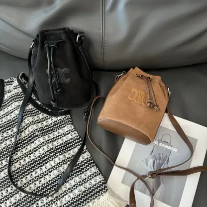 超人気商品 着回し力抜群 組み合わせやすい 魅力的 気質いい クロスボディ バッグ