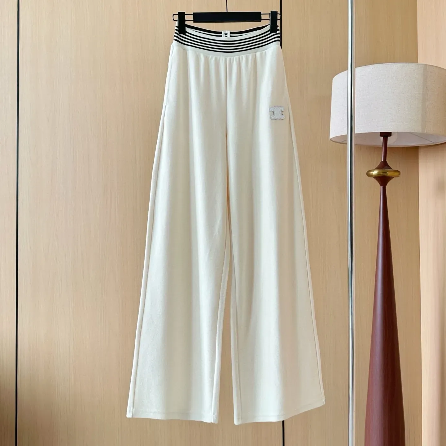 『S-XL』オシャレ度UP イージーパンツ 柔らかい風合い 軽量素材 ゆったり カジュアル パンツ