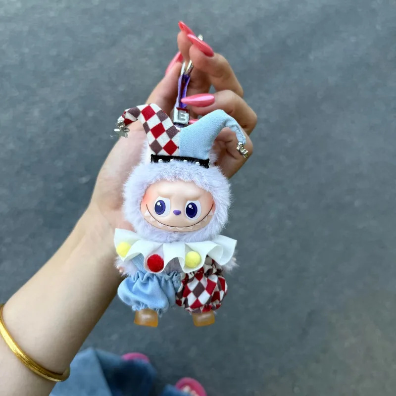 人気上昇中 ファッション おしゃれ labubu4.0ぬいぐるみペンダント服 人形を含まない