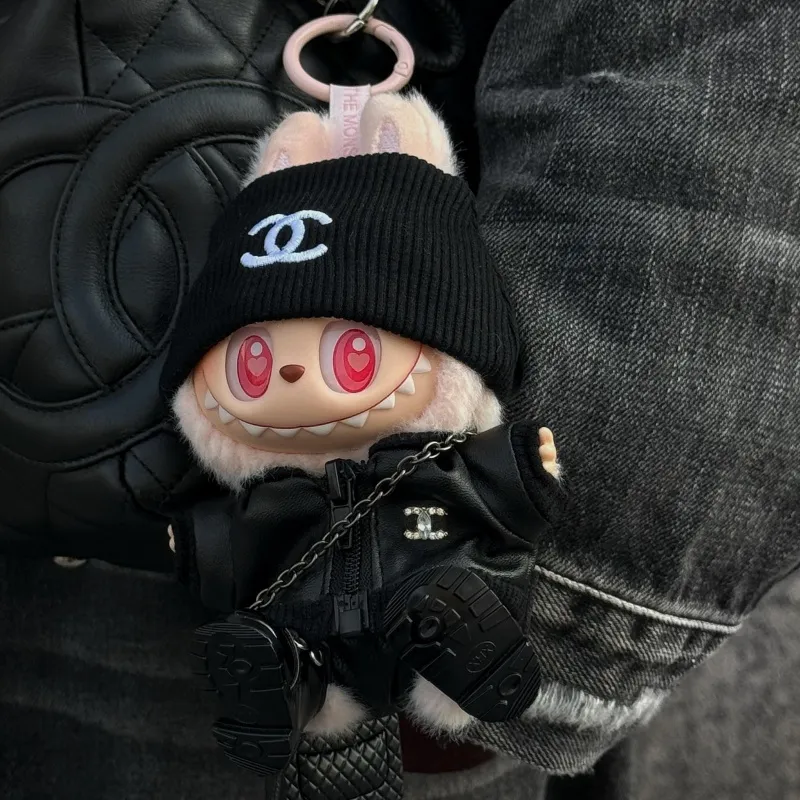 人気上昇中 絶対流行 おしゃれ クール labubu1.0/2.0/3.0ぬいぐるみペンダント服 人形を含まない