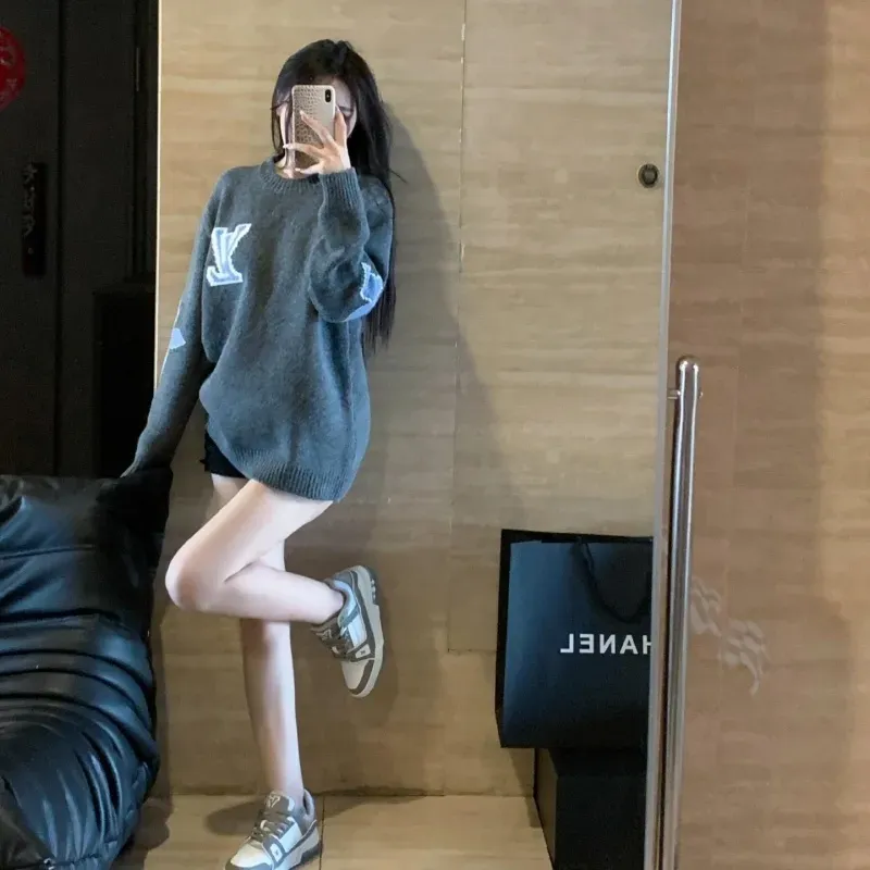 『フリーサイズ』元気いっぱい トレンド シンプル ふわふわ 暖かい 肌ざわり良い ルーズな セーター