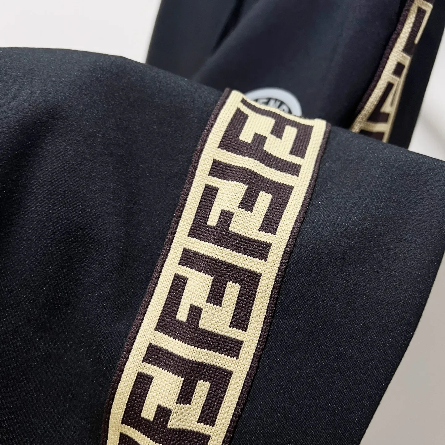 『S-2XL』単品注文 大人ナチュラル 2点セット シンプルおしゃれ 通気性抜群 快適アウター／パンツ