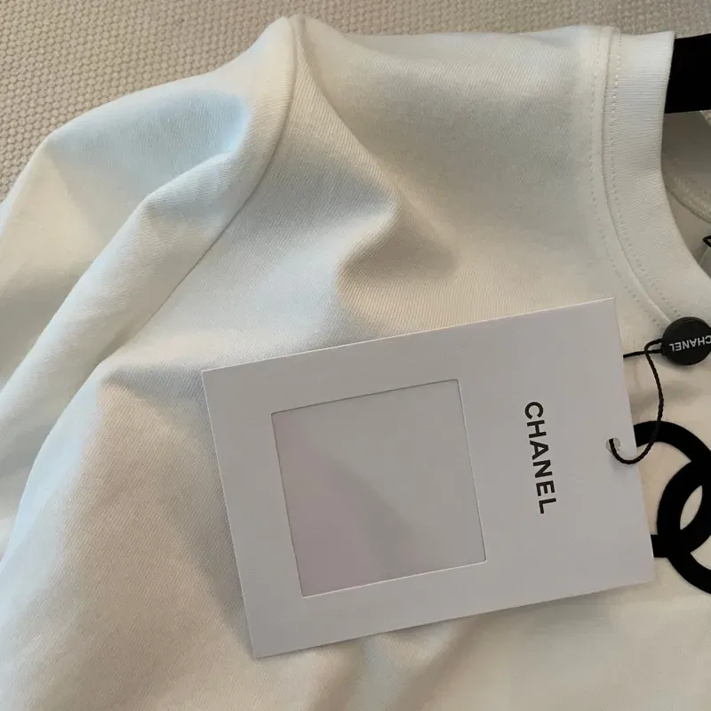 『S-L』激売れ中 憧れ おしゃれ 透かし彫り コットン 半袖 Ｔシャツ