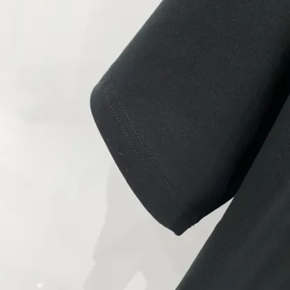 『S-4XL』お気に入り スタイリッシュ デイリー快適 軽量 合わせやすいＴシャツ