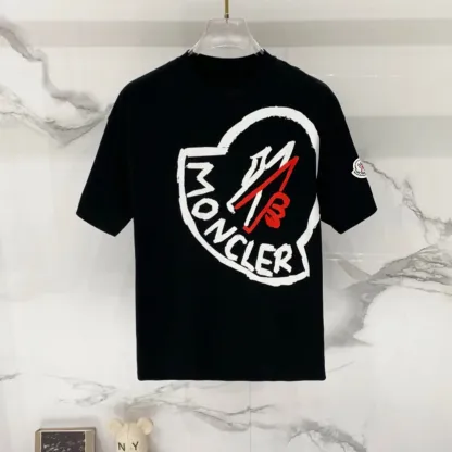 『S-4XL』お気に入り スタイリッシュ デイリー快適 軽量 合わせやすいＴシャツ