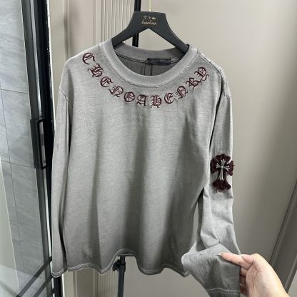 新しいファッションスタイルのダメージ加工のメンズとレディースの長袖の高級刺繍Tシャツトップス