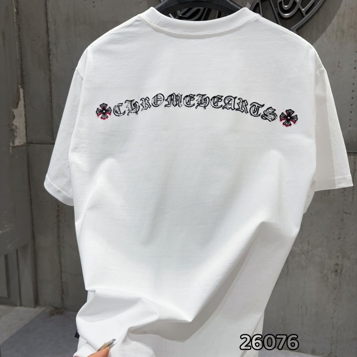 『S-XL』高品質の刺繍入りトップス、トレンディで人気のTシャツ。上質な生地を使用しています。