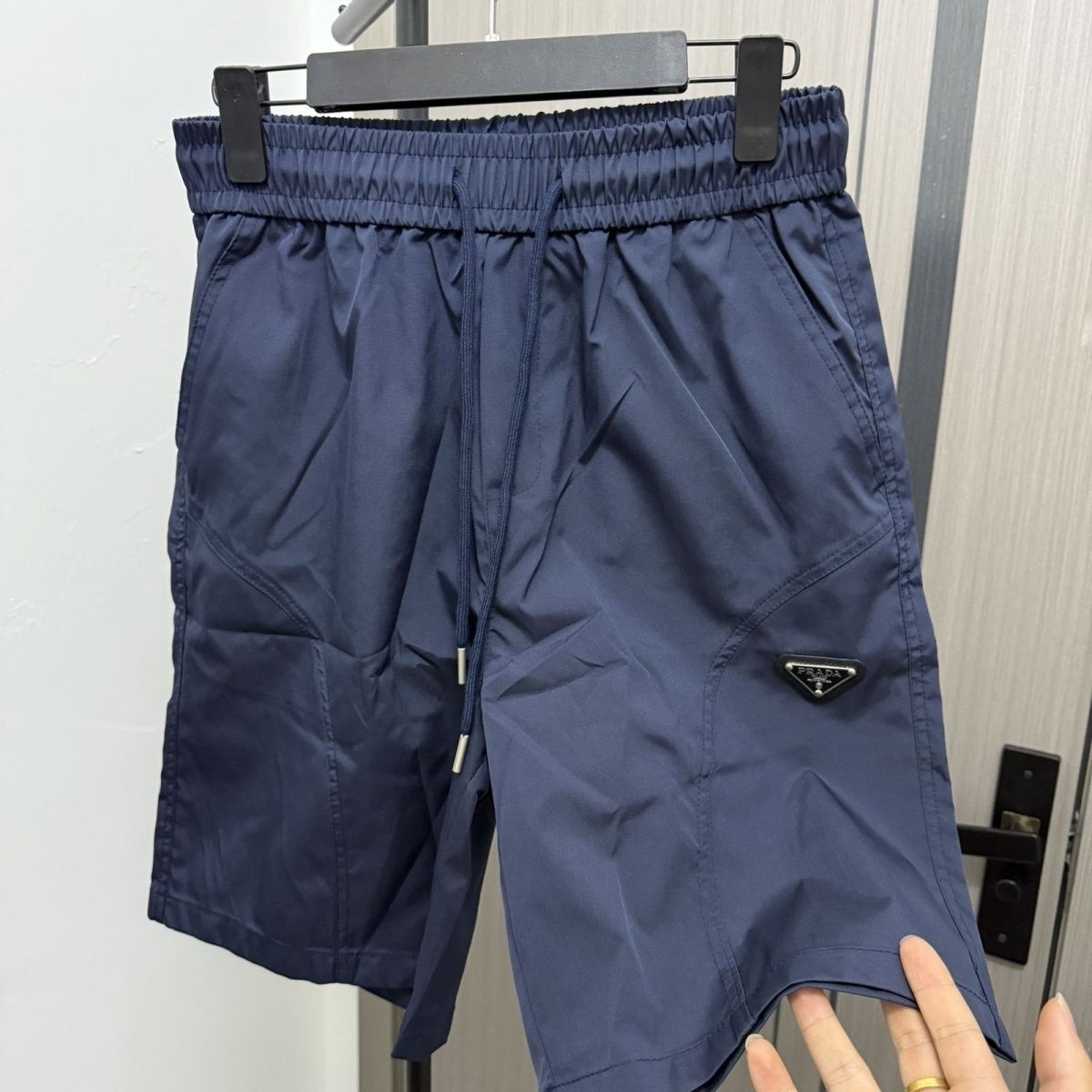 『M-4XL』男女兼用の、スポーティーでカジュアルな、トレンディで通気性の良いショートパンツ