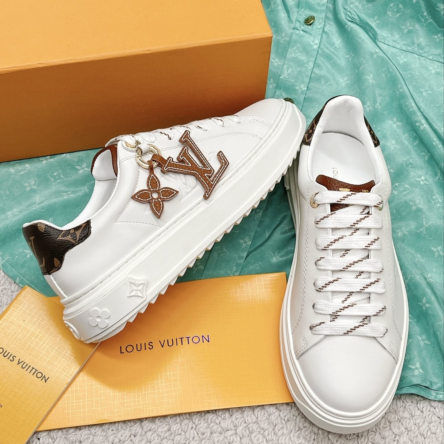 【L016】美品LOUIS VUITTON ルイ・ヴィトン スニーカー