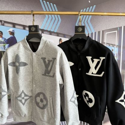 レトロなヘビーウェイト万能刺繍ジャケット、新しいカップルのルーズカジュアルジャケット