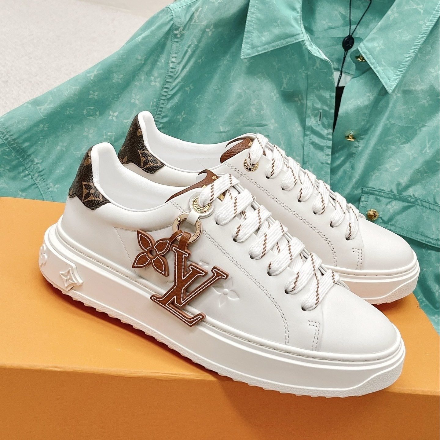 【L016】美品LOUIS VUITTON ルイ・ヴィトン スニーカー