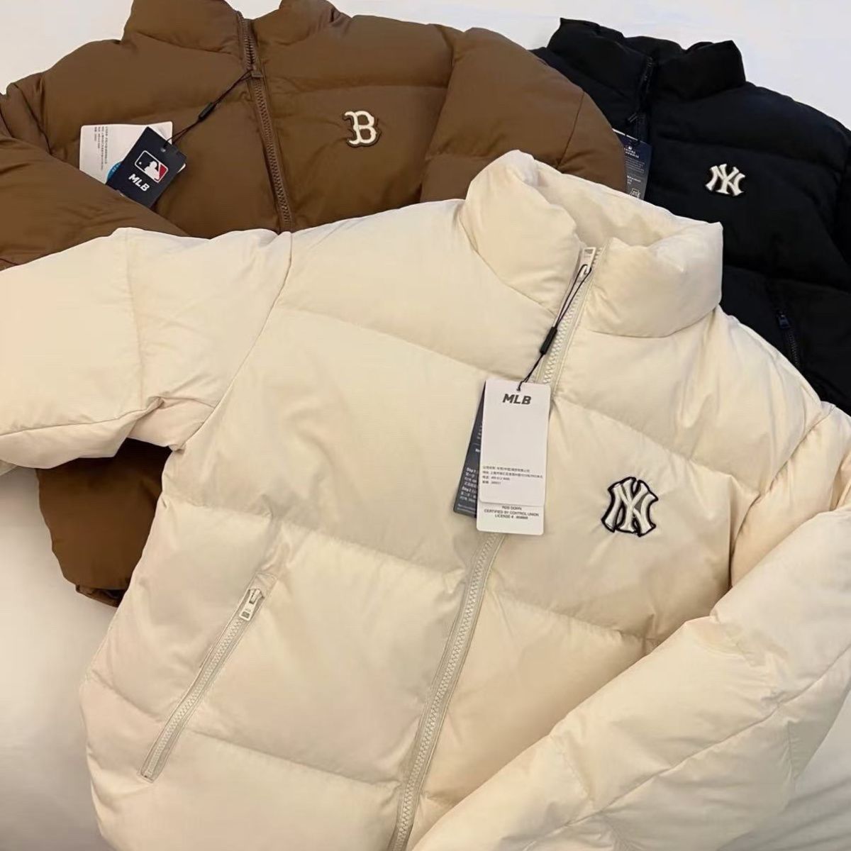 【S-2XL】売れ筋のダウンジャケット暖かいスタンドカラー冬同じスタイルの男性と女性の新しいカップルパン厚手のコートルーズ