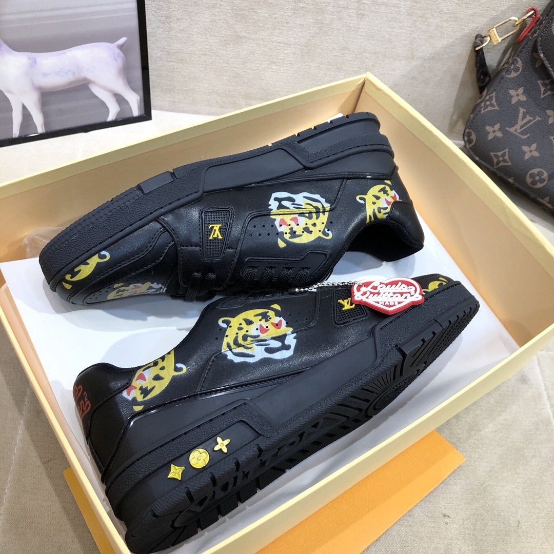【L010】ルイ・ヴィトン Louis Vuitton Trainer Sneaker Nigo Plain Calf Leather "Noir"
