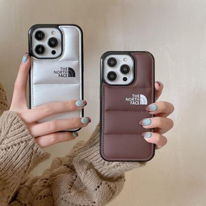 トレンドの新作冬用Appleスマホケース、スポーティなスマホケース