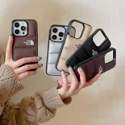 トレンドの新作冬用Appleスマホケース、スポーティなスマホケース