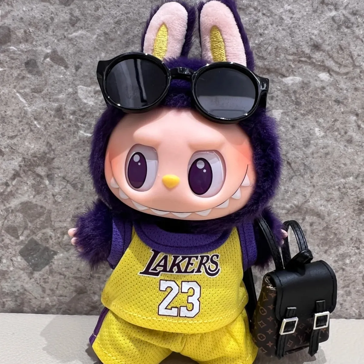 Labubu ドールジャージハンサムチーム高価値ラブブスウェットシャツレイカーズ8ハートビートマカロン交換服