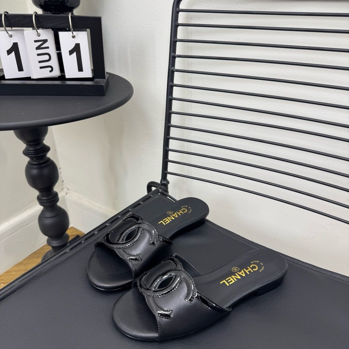 『225-245』キュートでラグジュアリーな新作レディースサマーサンダル＆スリッパ