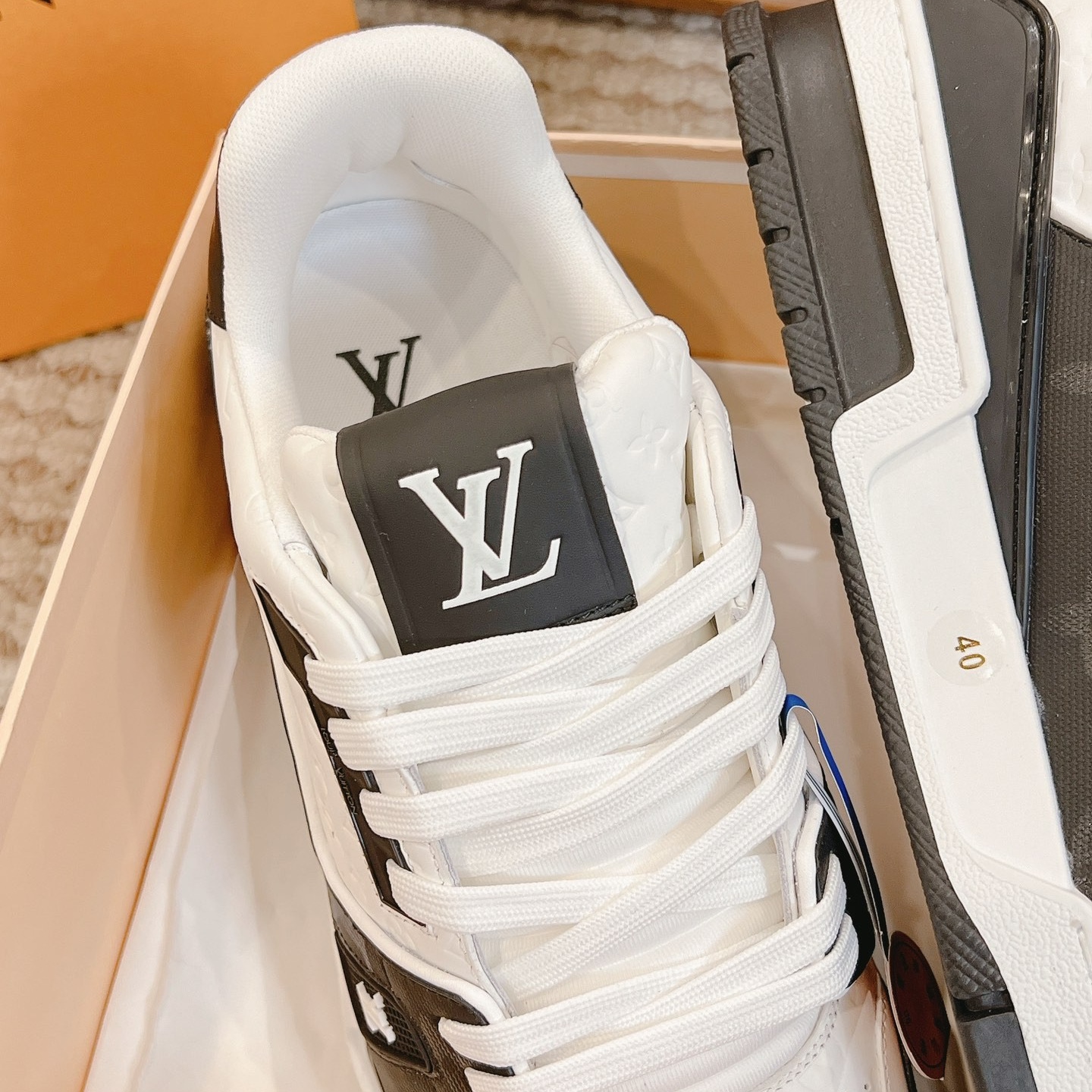 【L020】ルイ・ヴィトン Louis Vuitton LVトレイナー スニーカー