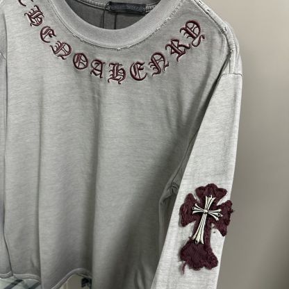 新しいファッションスタイルのダメージ加工のメンズとレディースの長袖の高級刺繍Tシャツトップス