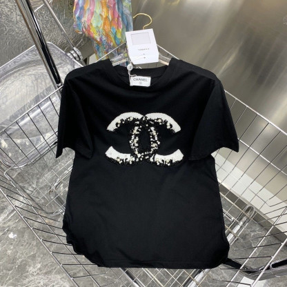 夏の新作、丈夫なビーズ付き純綿の半袖ゆったりカジュアルラウンドネックTシャツ。多用途に使えます。