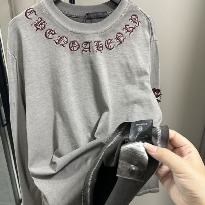 新しいファッションスタイルのダメージ加工のメンズとレディースの長袖の高級刺繍Tシャツトップス