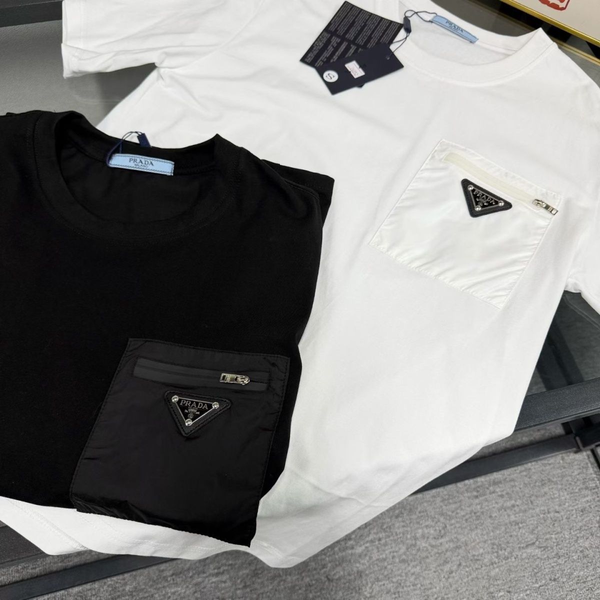 トレンディで着回しの効く、ゆったりとしたシルエットの半袖Tシャツは、人気のアイテムです