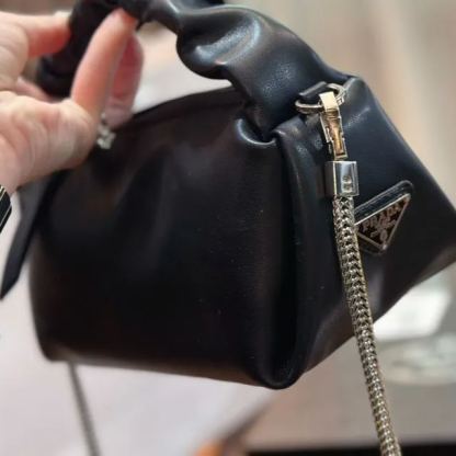 超人気 PRADA vintage ギャザー弁当袋
