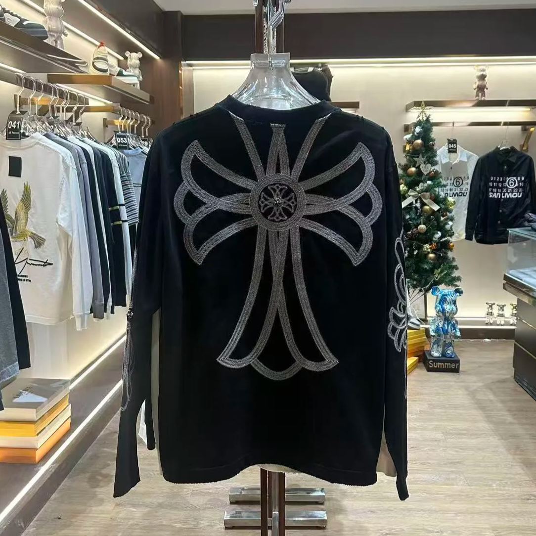 高級感と洗練された重厚な刺繍が施されたトレンドの長袖Tシャツ。カップルに最適です。