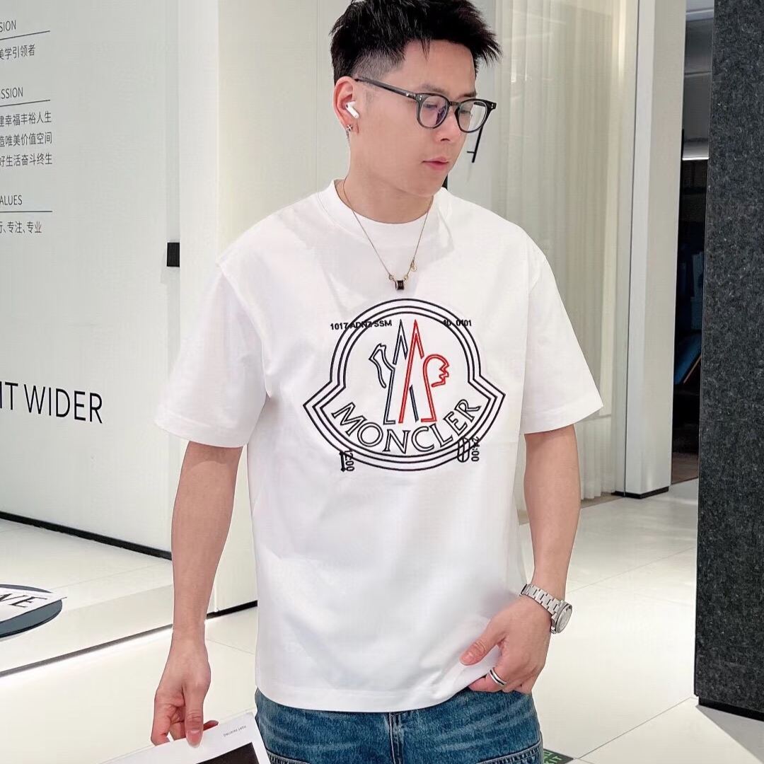 『S-4XL』高品質の半袖、通気性、快適、カジュアル、スリム、ラウンドネックの刺繍Tシャツ
