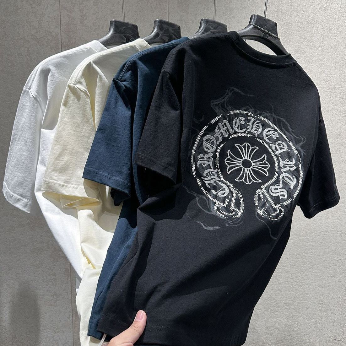 『M-4XL』人気のカジュアルで着回しの効くトレンディなメンズクルーネック半袖ファッショントップス