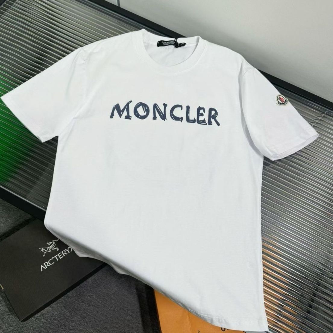 [Copy]新作メンズ半袖Tシャツ、スリムフィット、トレンディなトップス