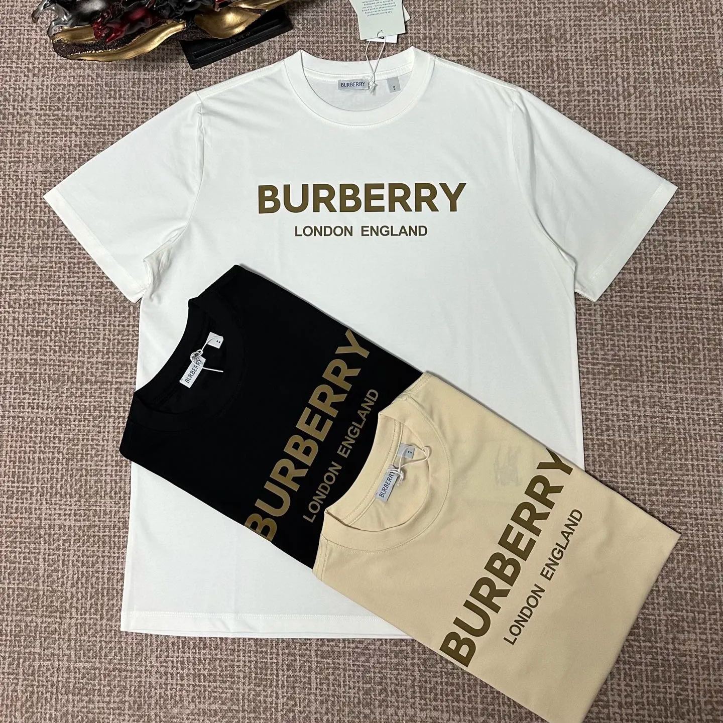 [Copy]刺繍入りコットン素材のトレンド半袖シャツ（男女兼用）、夏のカジュアルTシャツ