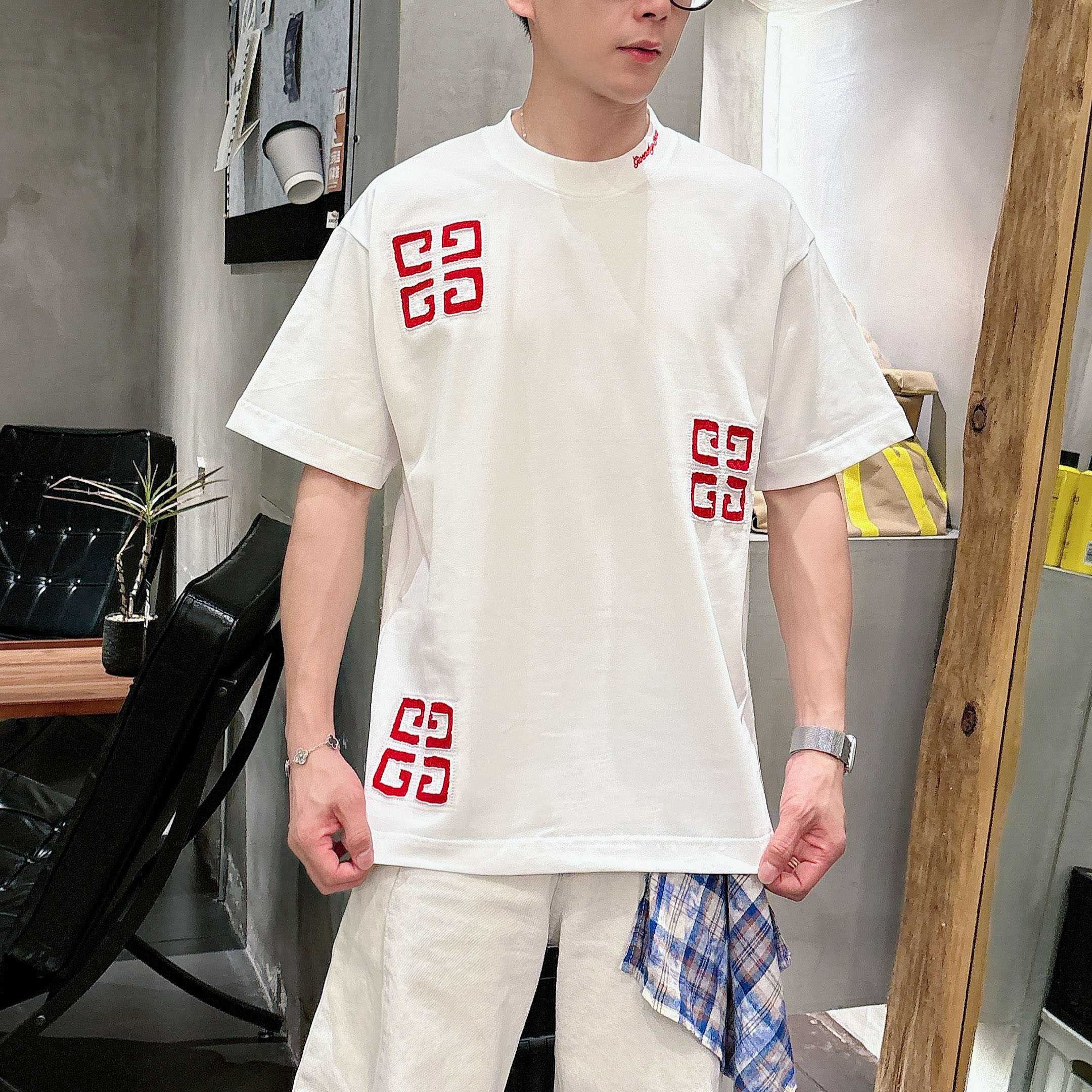 『S-2XL』新作 春夏 刺繍入り ラウンドネック 半袖Tシャツ、ユニセックス