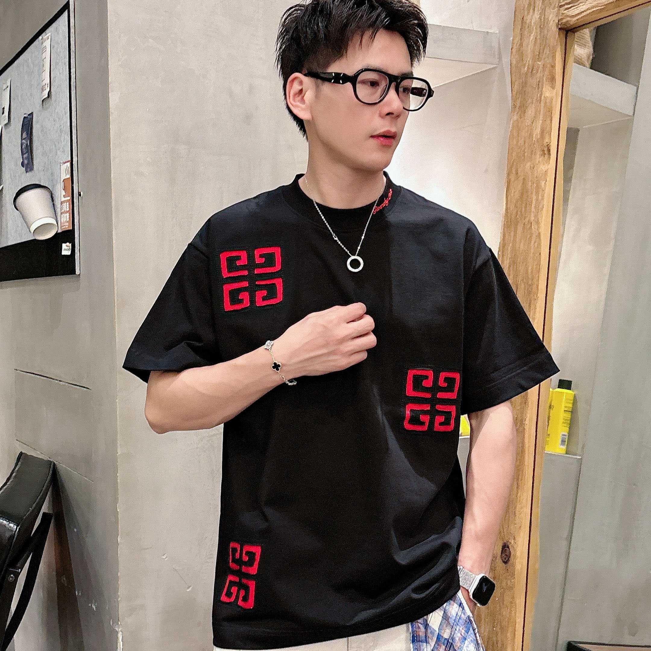 『S-2XL』新作 春夏 刺繍入り ラウンドネック 半袖Tシャツ、ユニセックス