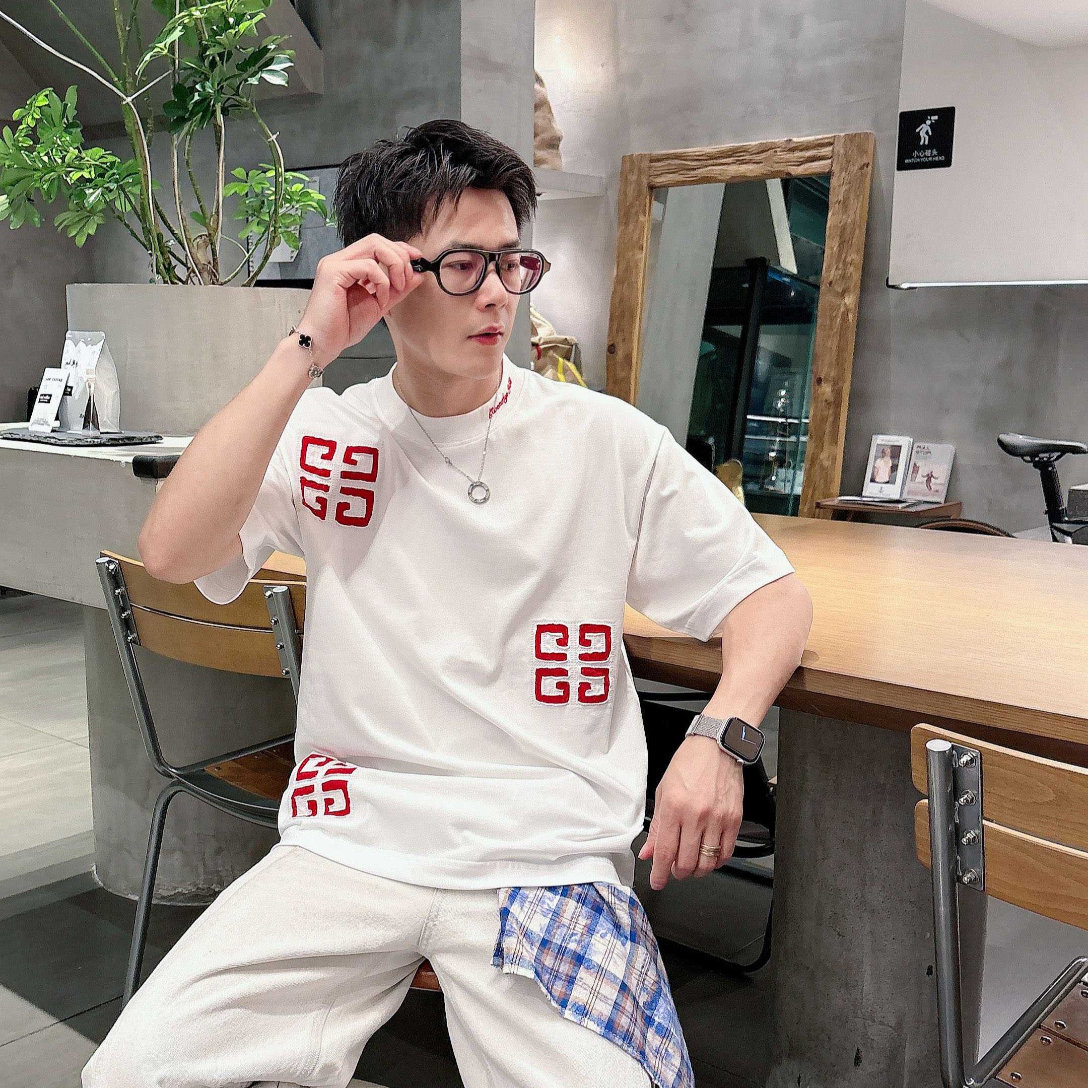 『S-2XL』新作 春夏 刺繍入り ラウンドネック 半袖Tシャツ、ユニセックス