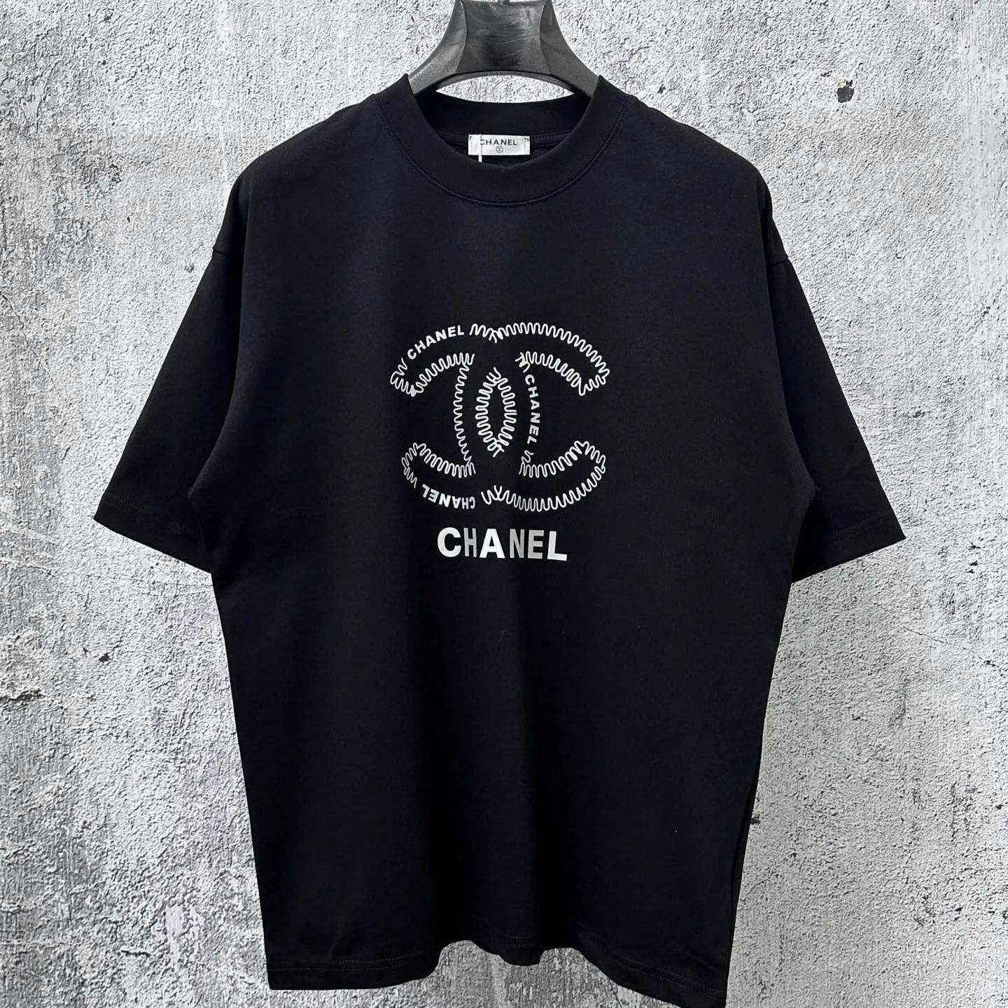 [Copy]『L-4XL』高級感のあるカジュアルな半袖クルーネックTシャツ。ユニセックスで、スリムに見え、着回し力抜群です