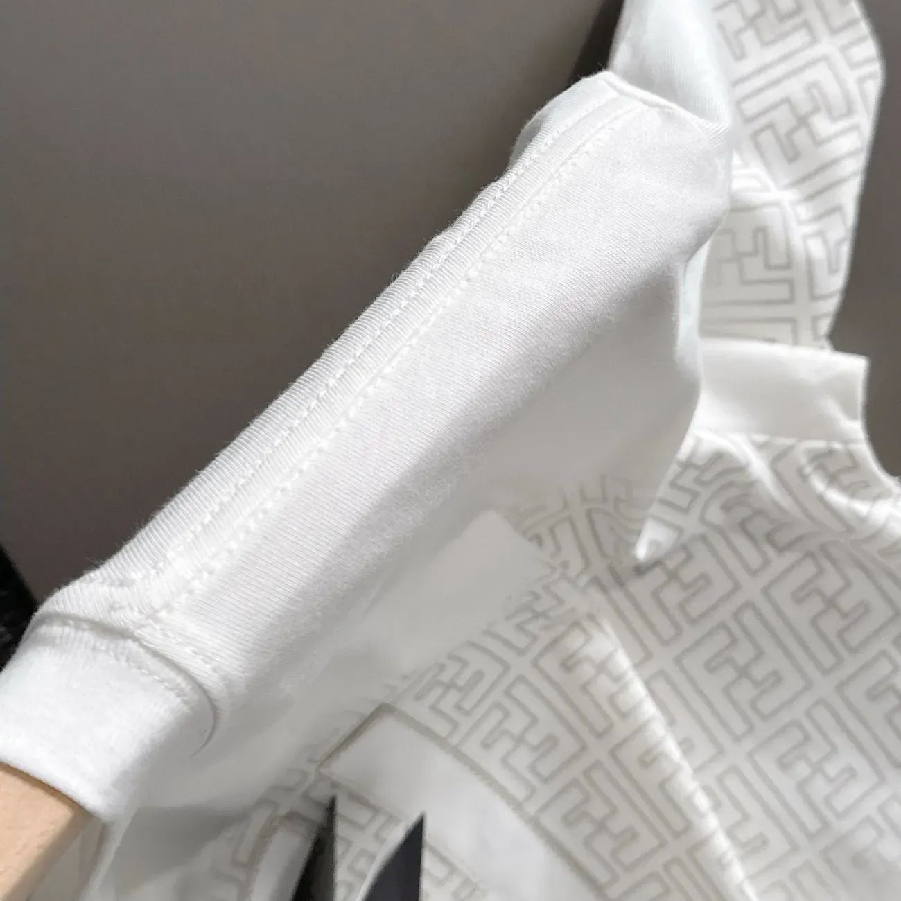 『XS-L』新作春夏クラシックレター刺繍入りカジュアルTシャツ