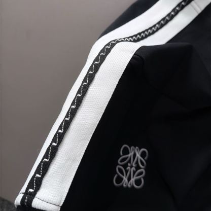 [Copy]『M-3XL』高級感のある刺繍入り襟付きポロシャツ スリムフィットで、着回しの効く半袖トップスです