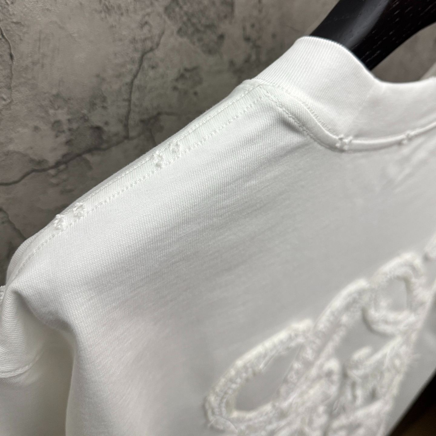 『S-XL』夏用刺繍入りクルーネックカジュアルトップス、高品質半袖Tシャツ