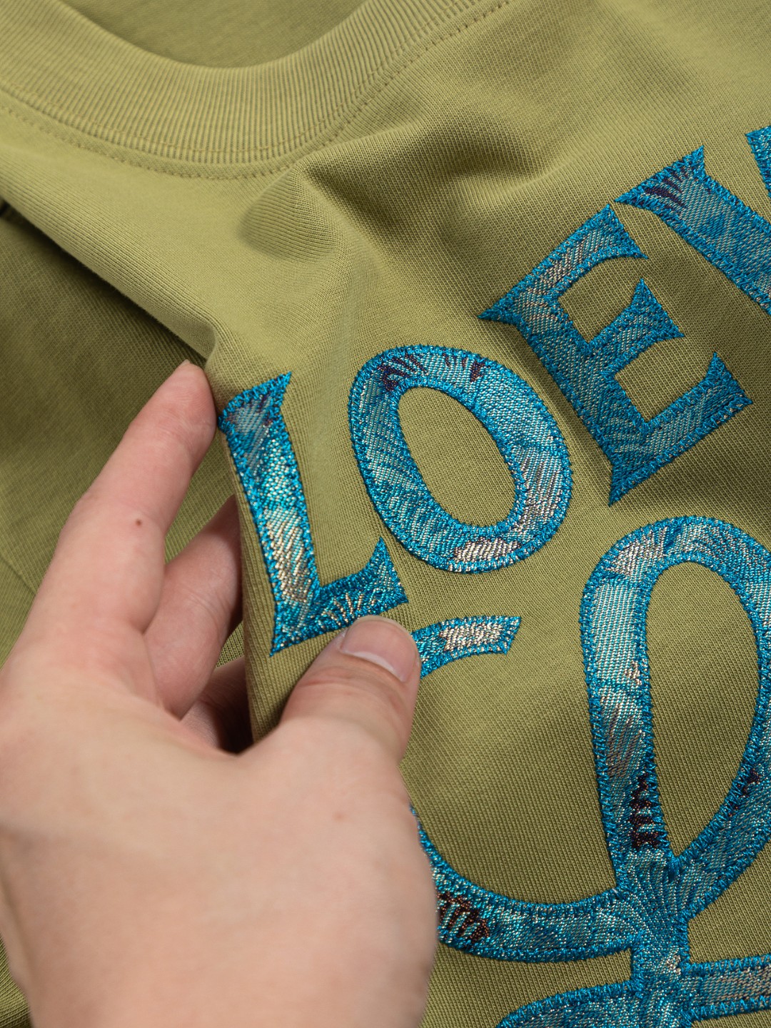 『S-XL』通気性に優れた純綿素材を使用し、縁起の良い雲の刺繍を施したこの衣服は、シンプルながらも洗練されたデザインで、普段使いに最適です！