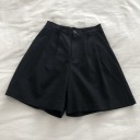 黑色